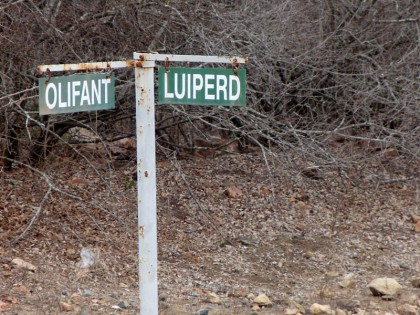 Olifant luiperd sign, street names in Marloth Park